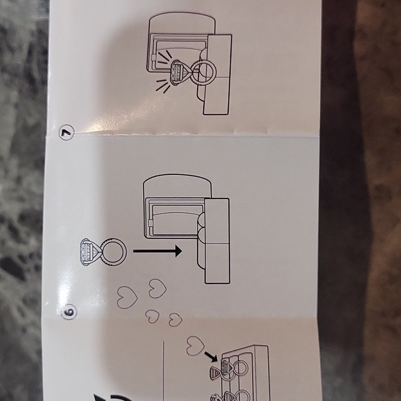 Miniverse Make It Mini Valentine's Engagement Ring - Picture 12 of 15